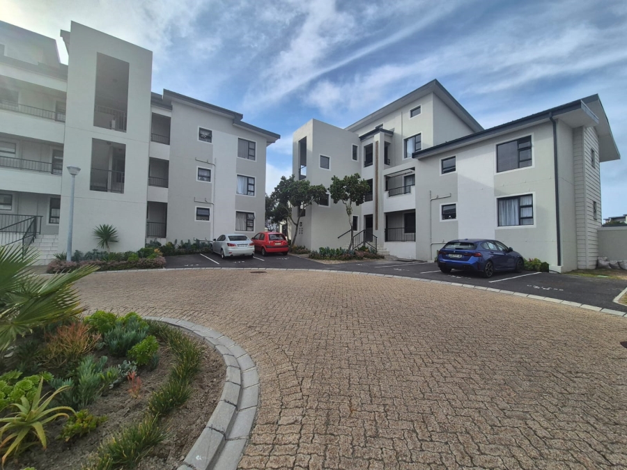 To Let 2 Bedroom Property for Rent in Burgundy Estate Western Cape